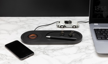 Logotrade Werbegeschenke das Foto: Encore 10W Wireless Charging Ablage