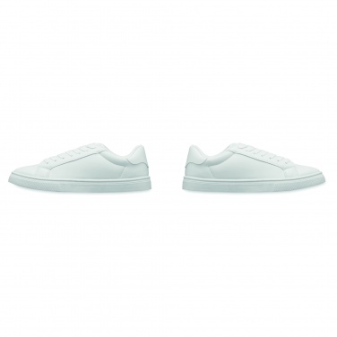 Logotrade werbemittel das Foto: Sneakers aus PU 47