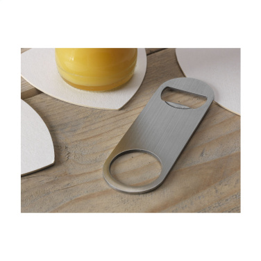 Logotrade werbemittel das Foto: CrownTop Metallöffner Metall