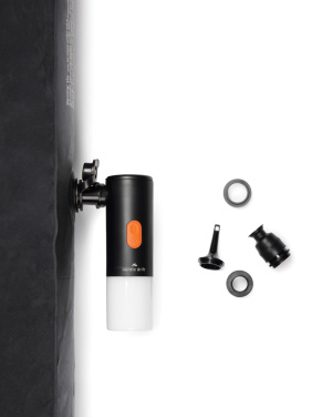 Logotrade Werbegeschenke das Foto: Nordic Drift Titan 2-in-1-Luftpumpe und Campinglampe