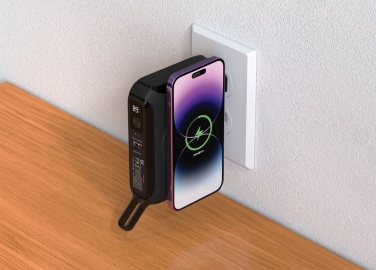 Logo trade promotional gifts image of: Urban Vitamin Oxnard 5 in 1 65W universal charger