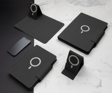 Logo trade promotional items picture of: Artic Magnetic 10W wireless charging phonestand