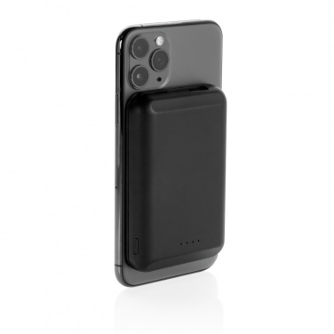 Logo trade promotional item photo of: Magnetic 5.000 mAh 5W wireless powerbank