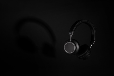 Logotrade promotional merchandise photo of: Swiss Peak wireless headphone V3