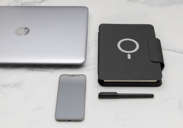 Logotrade reklaamkingituse foto: Artic Magnetic 10W juhtmevaba laadimisega A5 sülearvuti