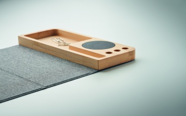 Logotrade firmakingitused pilt: Juhtmeta bambusest laadija 15W