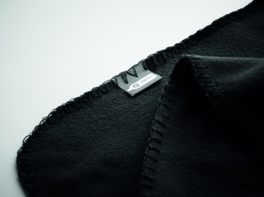 Logotrade reklaamtoote foto: RPET fliisist reisitekk
