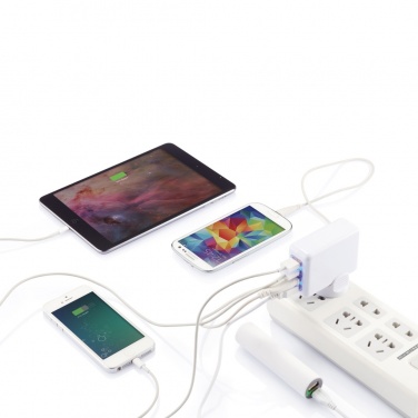 Logo trade mainoslahjat tuotekuva: Matkapistoke 4 USB-portilla