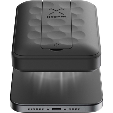 Logotrade mainostuote tuotekuva: Xtorm FS5W101 10 000 mAh:n magneettinen langaton varavirtalähde