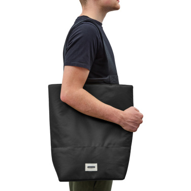 Logotrade liikelahja mainoslahja kuva: Black+Blum 16 L eristetty kauppa-/retkilaukku