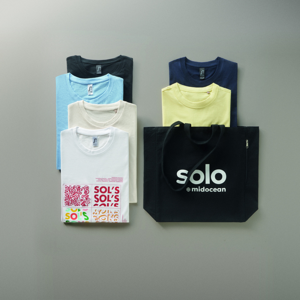 Лого трейд pекламные продукты фото: The SOL'S T-shirt sample kit.