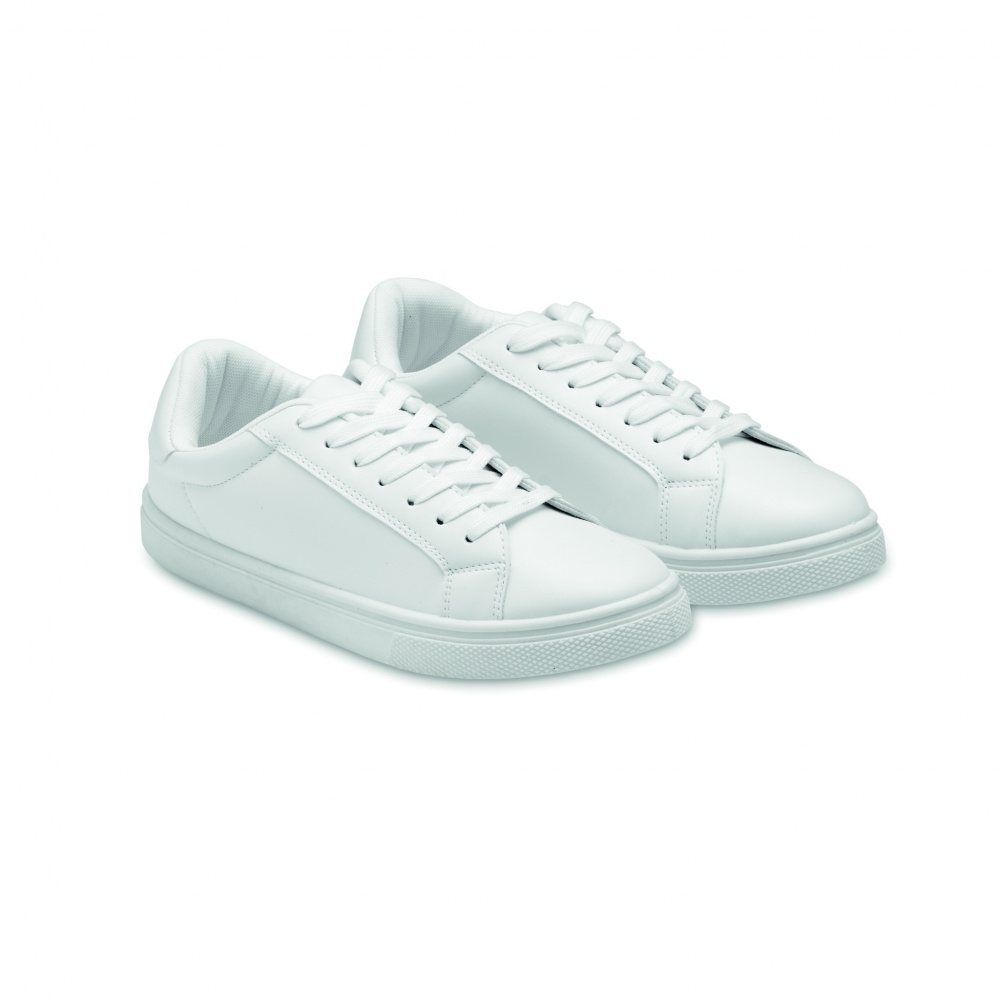 Logotrade profilprodukter bild: Sneakers i PU stl 37