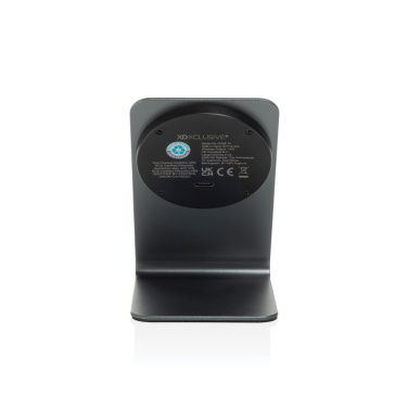 Logotrade profilprodukter bild: Terra aluminium 15W magnetisk trådlös telefonställ för mobil