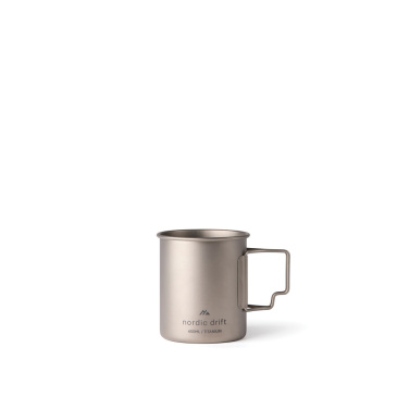 Logotrade reklamprodukter bild: Nordic Trail ultralätt titaniummugg 450 ml